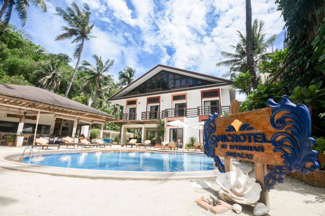 Microtel By Wyndham Boracay Balabag  Exterior foto