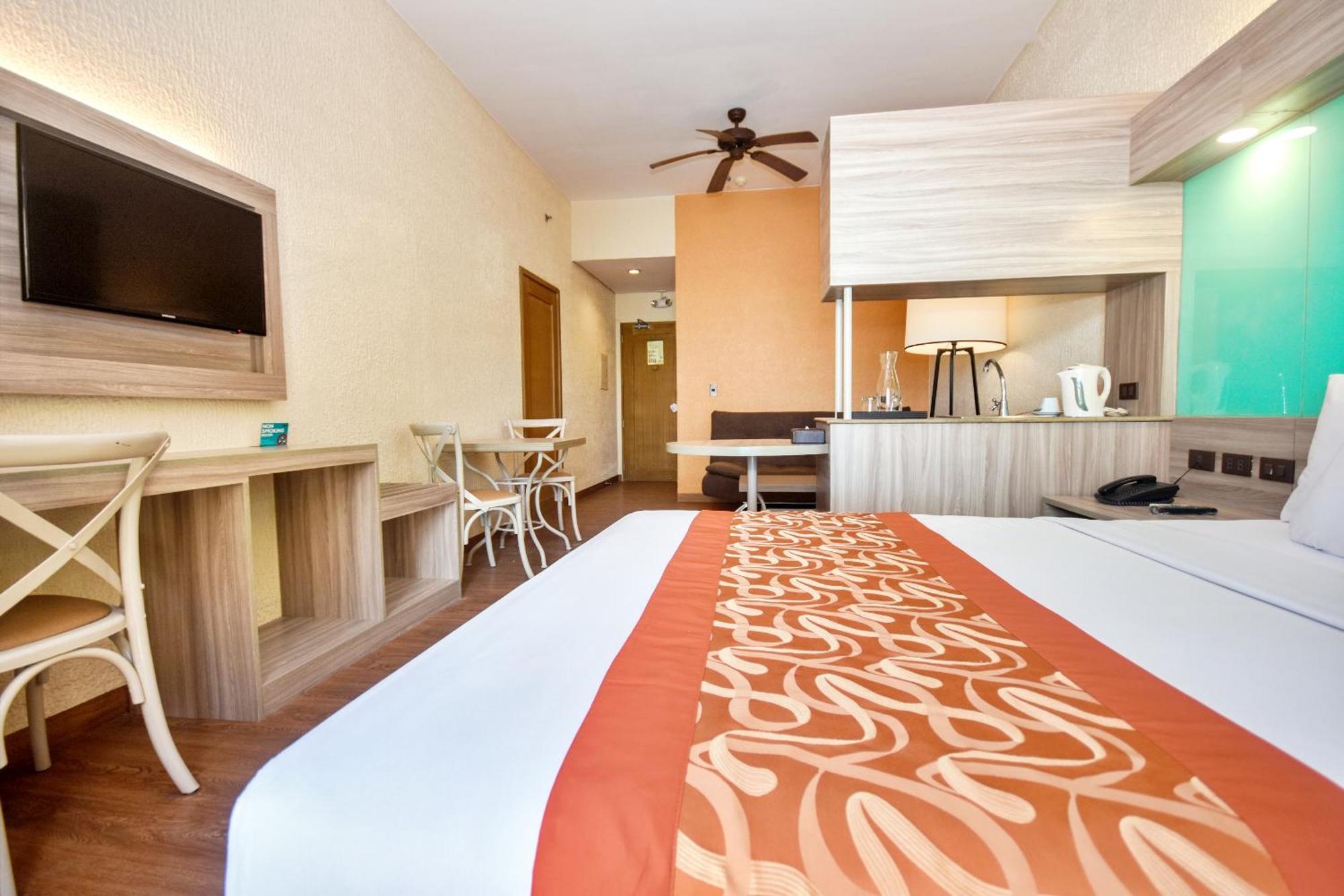 Microtel By Wyndham Boracay Balabag  Exterior foto