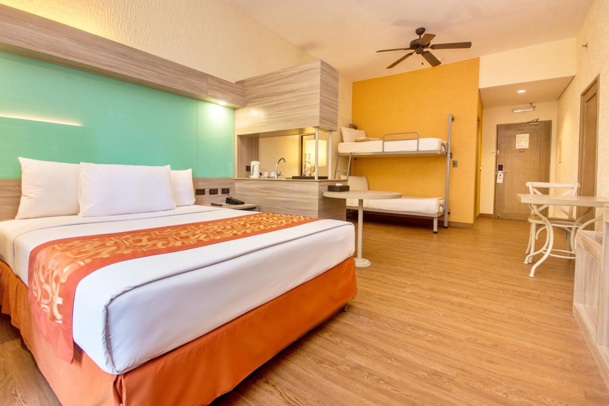 Microtel By Wyndham Boracay Balabag  Exterior foto